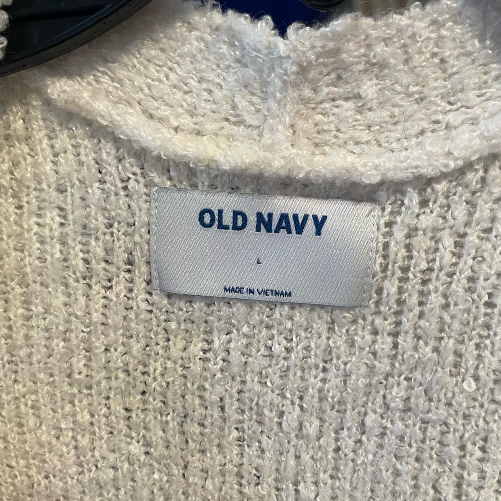 Old Navy Women's Cream Cardigan Sweater - Picture 2 of 3